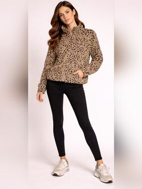 JOCKEY Leopard Print Pullover, Size M